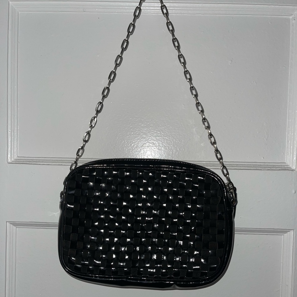COLE HAAN - BLACK WOVEN SHOULDER BAG